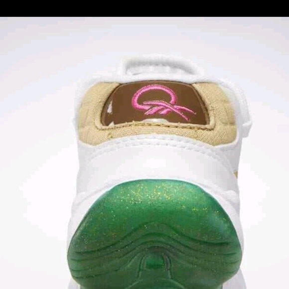 Hasbro X Reebok Women's size 9 Men's size 7.5 Mid Basketball Sneakers! - Picture 6 of 16